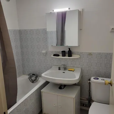 Dans Meuble Equipe * Ανγκουλέμ